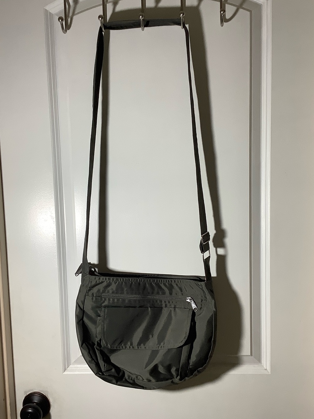 TippyThai Olive Green Crossbody Shoulder Bag - Lightweight Everyday Bag